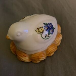 Roma Al Fresco - Elizabeth Arden’s Vintage Ceramic Trinket Box with Candle